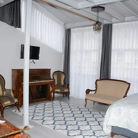 Apartamento Taksim Square-la Casa Concept *