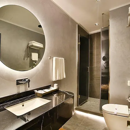Amethyst Hotel 4*