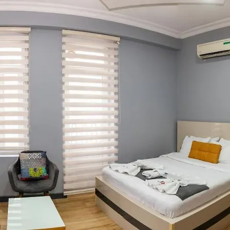 Aparthotel Butterfly 3*