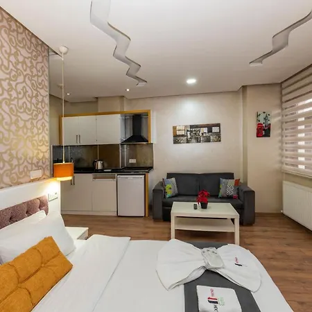 Aparthotel Butterfly 3*