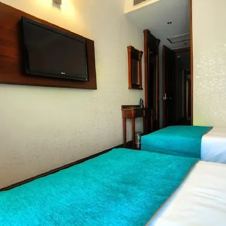 Otel Atik 3*