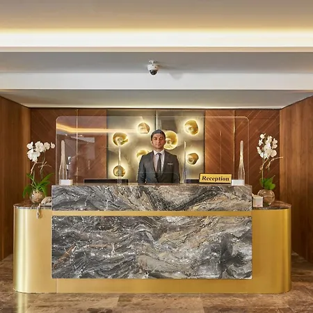 Hotel Grand Gulsoy Old City 4*