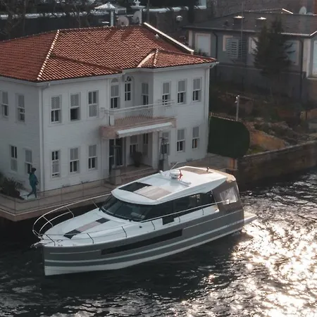 Yali Bosphorus Villa Istambul