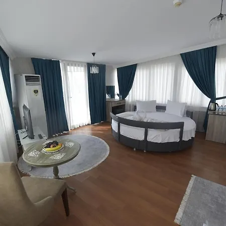Omega Luxx Hotel