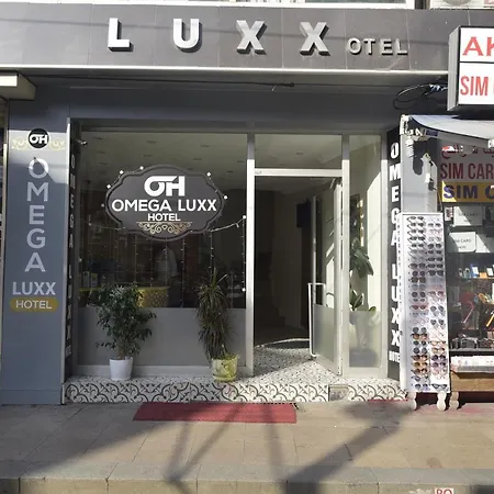 Omega Luxx Hotel 3*