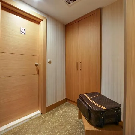 Almina - Special Class Szálloda