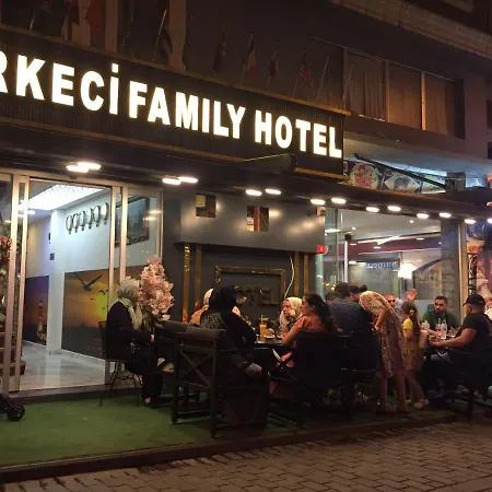 瑟克奇家庭酒店 酒店 3*