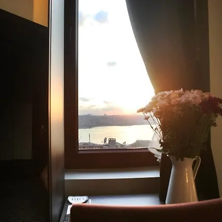 Big Urban Hotel 3*