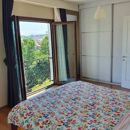 Bogaz Manzarali Dubleks Daire Apartment *