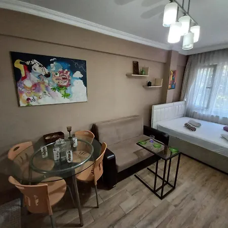 Silent Corner 5 *