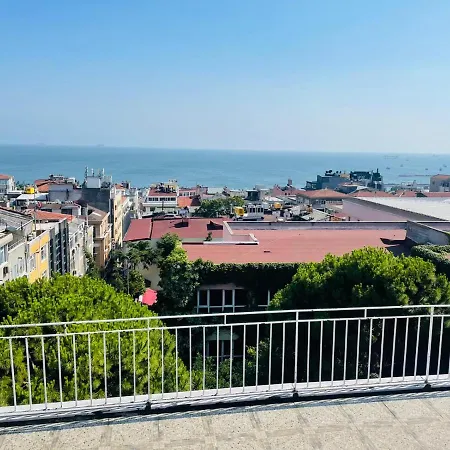 Hotel New House 4*