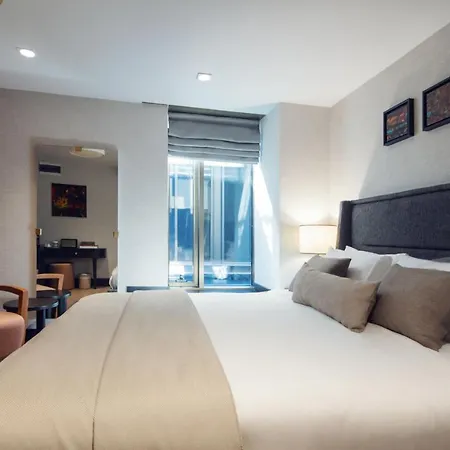 Root Karakoey Hotel 4*