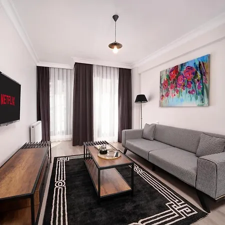 Hotel Etiz & Residences *