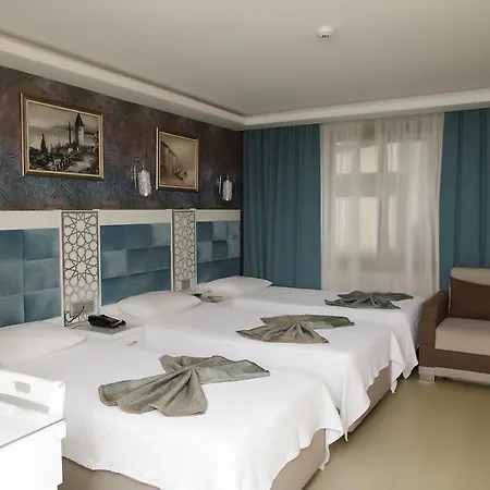 Hotell River