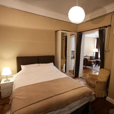 Agus Flats Galata *