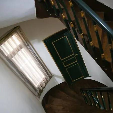 Agus Flats Galata Апартаменты *