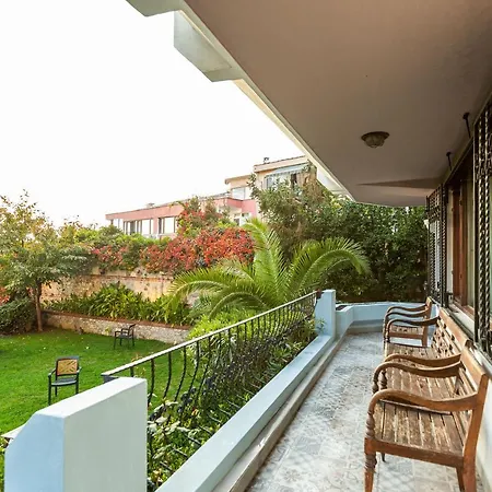 アパート Elegant Flat With Fascinating Bosphorus View In Besiktas イスタンブール