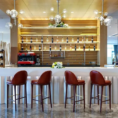 Tryp By Wyndham Basin Ekspres Hotel 5*