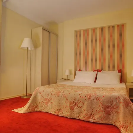 Barin Hotel 3*