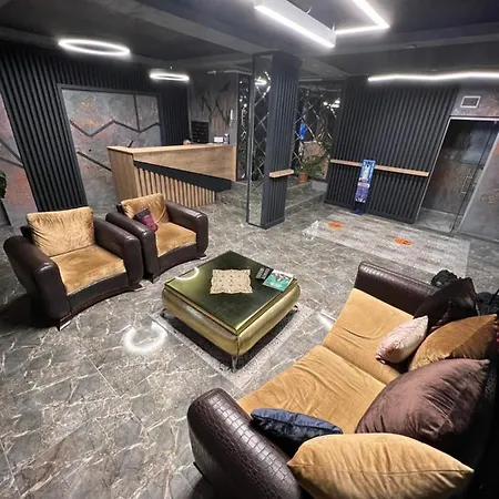 Orange Airport Hotel
