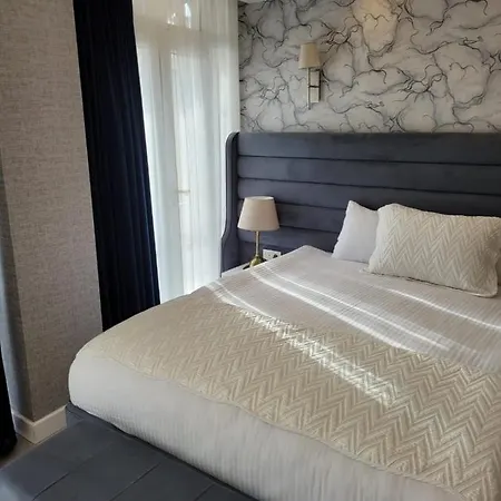 Mr Beyaz Hotel *
