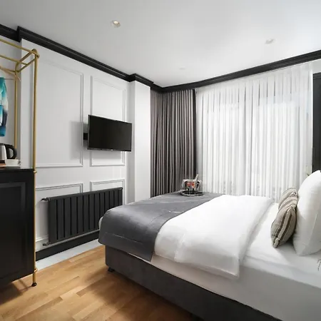 The Trinity Taksim - Special Category 4*