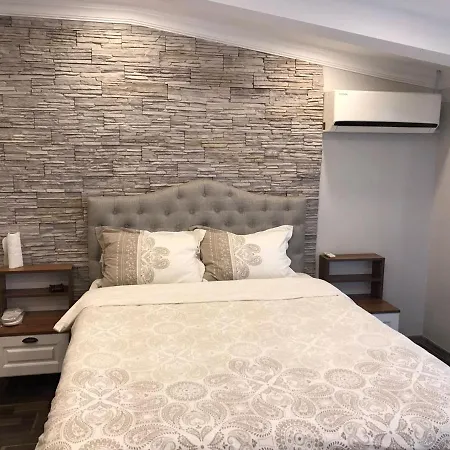 Aparthotel Ata *