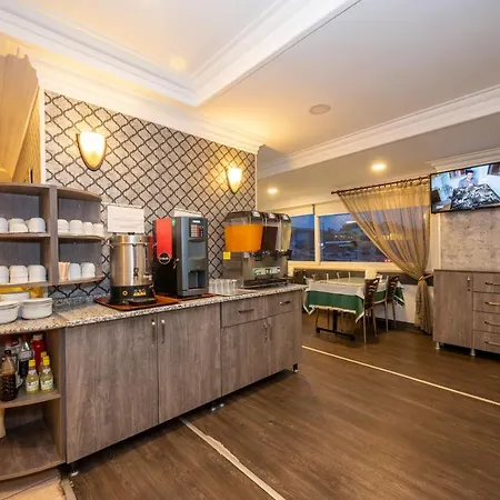 Yaztur Hotel 3*