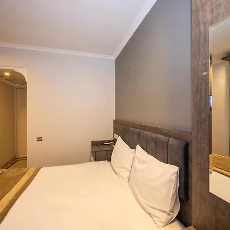 Yaztur Hotel