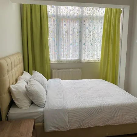 Cozy Whole House At The Heart Of Nisantasi Apartment
