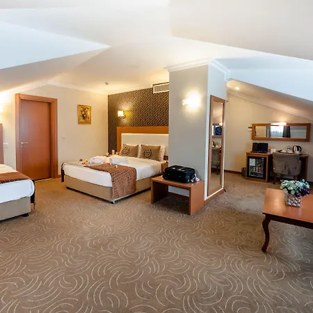 Grand Avcilar Hotel 3*