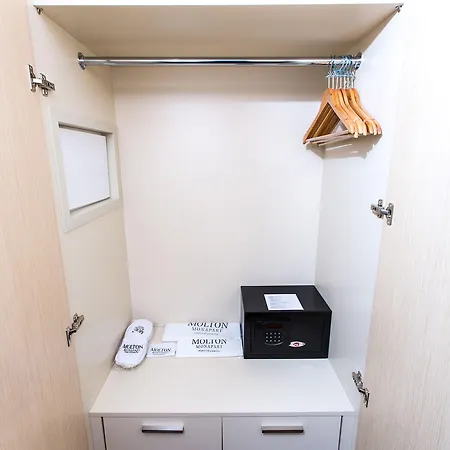 ホテル Molton Monapart Mecidiyekoy