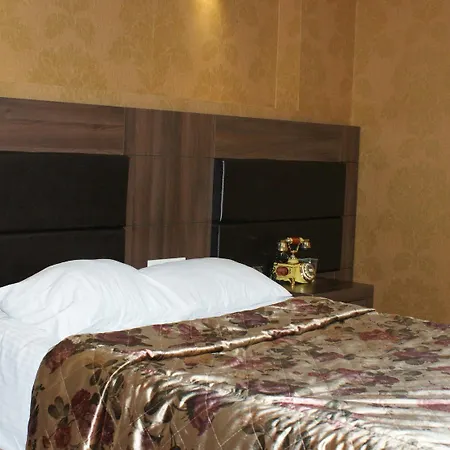 Отель The 3*