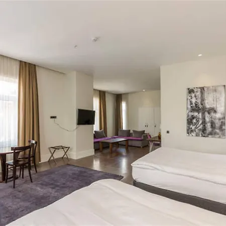 Misafir 8 Hotel 4*