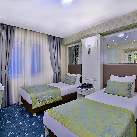 Monaco 4*