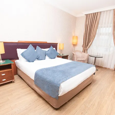 Hotel The Green Park Merter 5*