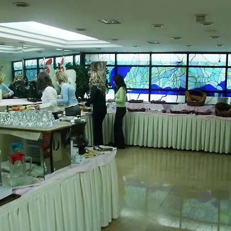 Aden Hotel