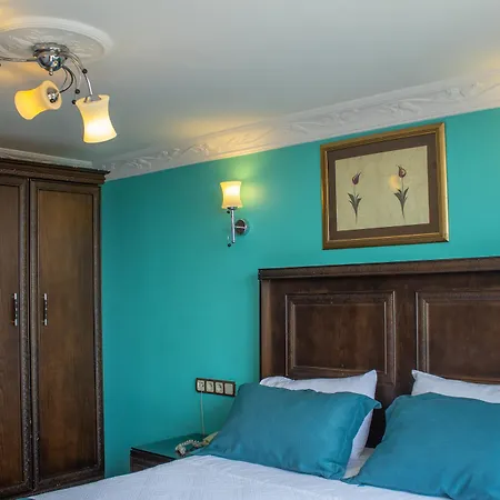 Hotel Tulip House 3*
