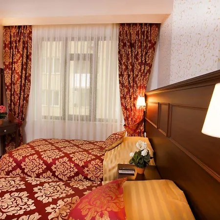 Hotel Newcity 2*