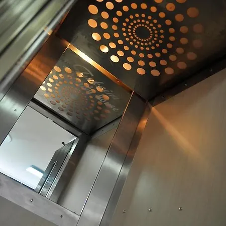 Net House Hotel