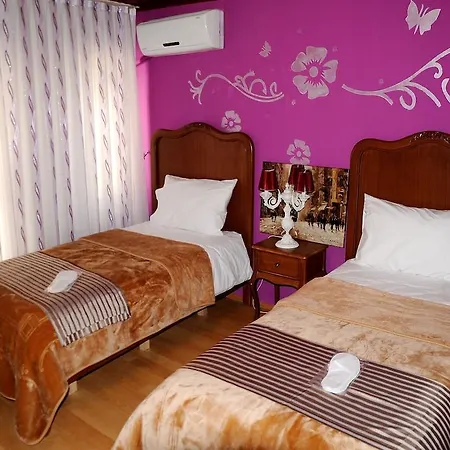 Taksim Palace מלון
