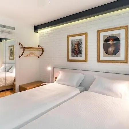Pera Neuf Hotel 2*