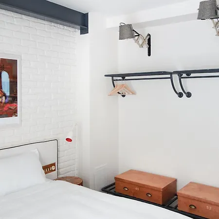 Pera Neuf Hotel 2*