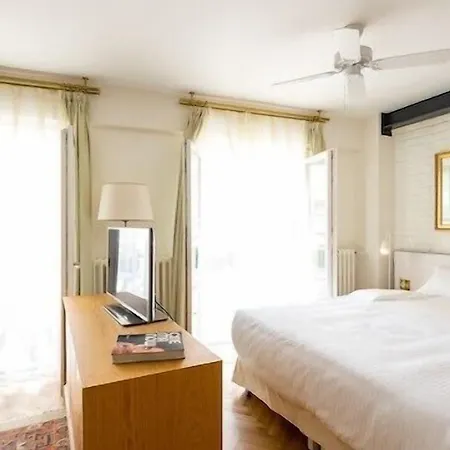 Hotel Pera Neuf