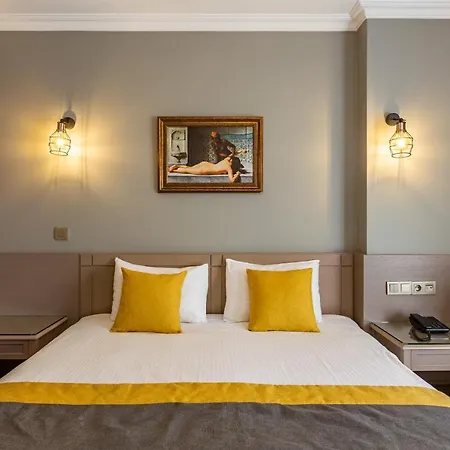 Hotel Seraglio &