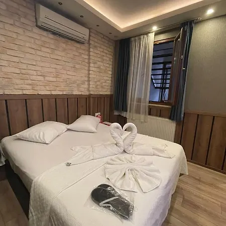 Dolce Aparthotel 3*