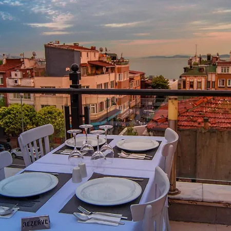 Sarnic & Sarnic Premier 4*