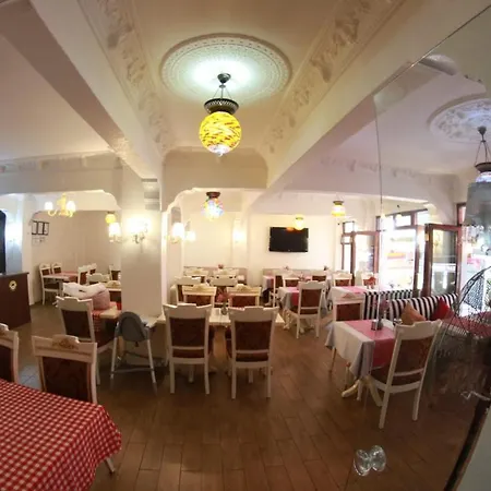 Ares Hotel 3*