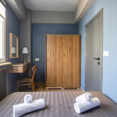 Jun-do Galata Apartment