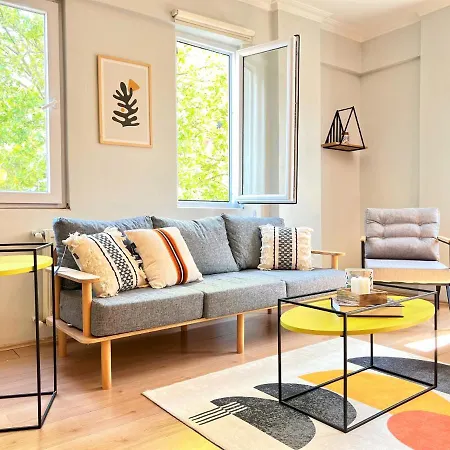 Wonder Homes- Cozy Flat, 2br, Terrace, Cihangir, Frz3 Apartment Istanbul